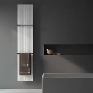 Antrax Lana Полотенцесушитель 40,3x170Hсм., в комплекте с 1 полотенцедержателем, цвет: белый матовый