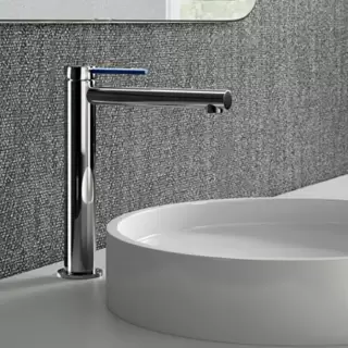 Gattoni Circle One Смеситель для раковины, на 1 отв., излив 140 мм, с донным клапаном, цвет: хром/Blu