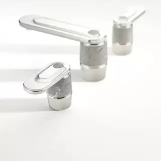 THG CORVAIR A MANETTES FIOR DI BOSCO Смеситель для раковины на 3 отверстия, для установки на мраморную столешницу, с донным клапаном, цвет: хром