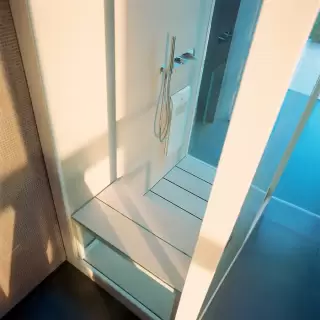 Eﬀegibi Logica Скамейка 114x41x45см, конструкция из алюминия, сиденье из ламинированного керамогранита толщ. 3.5 мм и закаленного стекла толщ. 15 мм, цвет: sand