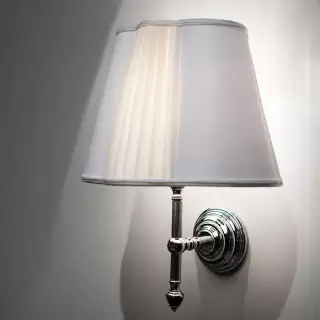 Devon&Devon Black Diamond Светильник настенный с плафоном  280х280х365 мм, держатель хром