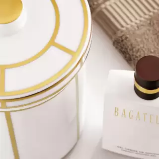 THG ITHAQUE DECOR OR Керамическая банка с крышкой, декор золото, цвет: белый