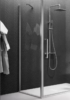 NOVELLINI YOUNG Боковая стенка 890-910х2000 мм., для установки с дверью, профиль хром, стекло прозрачное