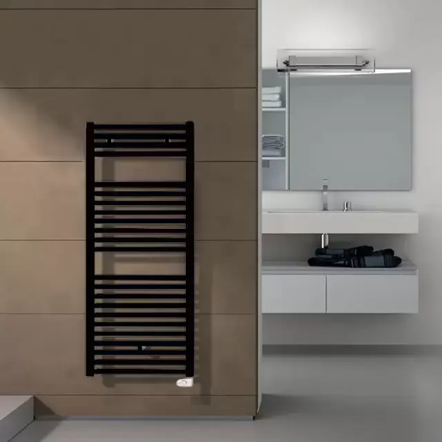 Irsap Ares Полотенцесушитель электрический 58x111.8x3см (22 трубок-2 пром), мощность:700 ватт, с хромир.регул. темп-ры, провод: 120см, цвет: черный матовый