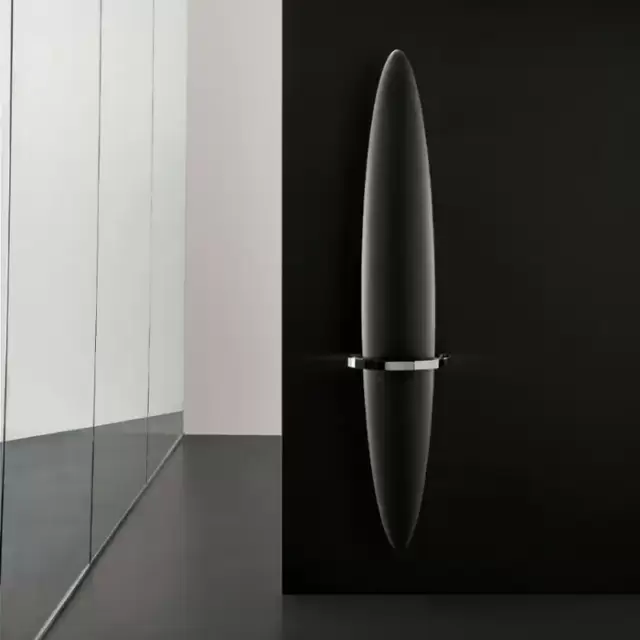 Antrax Blade Полотенцесушитель электрический 25x170H см, цвет: черный матовый