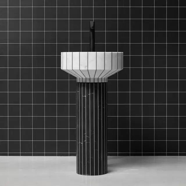 Antonio Lupi 024 Раковина 45х85 см, без отв., напольная, слив в пол, с сифоном, гибким шлангом и донным клапаном, пьедестал Nero Marquinia, цвет: Carrara