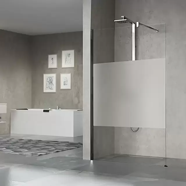 Novellini Giada H Душевое ограждение 137-138.5х205см., с свободным входом, с настенным кронштейном, стекло прозрачное, цвет: черный матовый