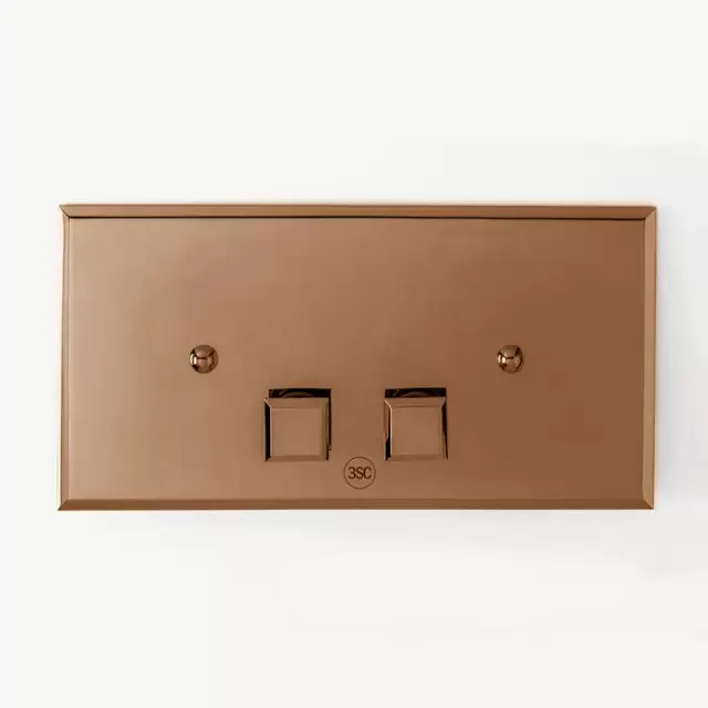 3SC SQUARE pLAQUE Клавиша смыва для бачков Geberit UP320/720, 33x2,5xh17, материал: латунь, цвет: бронза