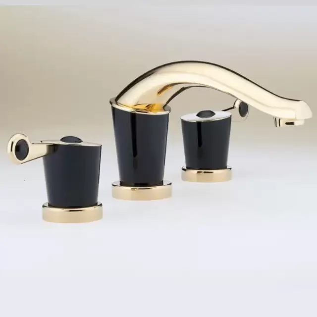THG Bagatelle pierre noire Смеситель для раковины на 3 отверстия, с донным клапаном, ручки черные, цвет: полированное золото